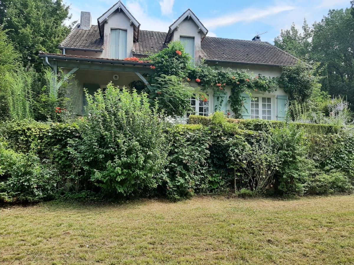 L'Oree Du Bois Luzech Bagian luar foto